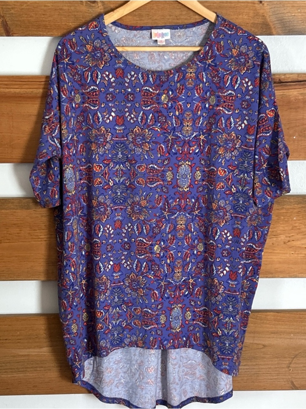 LuLaRoe Purple Multicolored Floral Tribal  Chic Short Sleeve Geo Tunic Size S